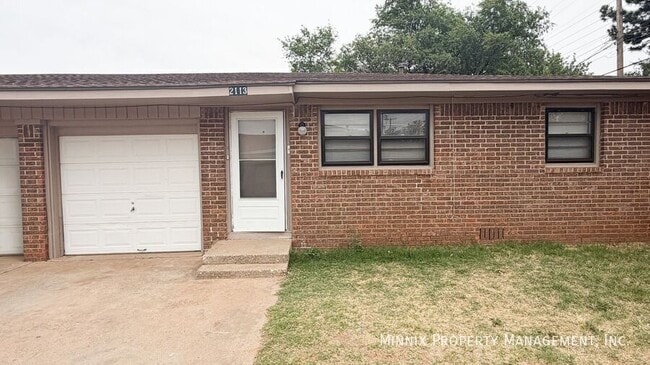 property at 2113 S Loop 289