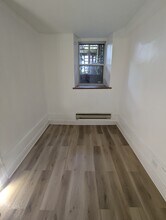 2385 Coursol Rue in Montréal, QC - Building Photo - Building Photo