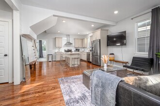 303 Spruce St in Durham, NC - Building Photo - Building Photo