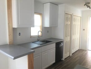 336 High Rock Rd in Northville, NY - Building Photo - Building Photo