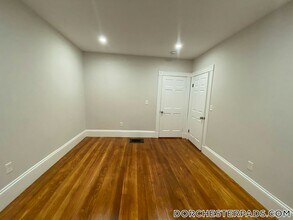 71 Saxton St in Boston, MA - Building Photo - Building Photo