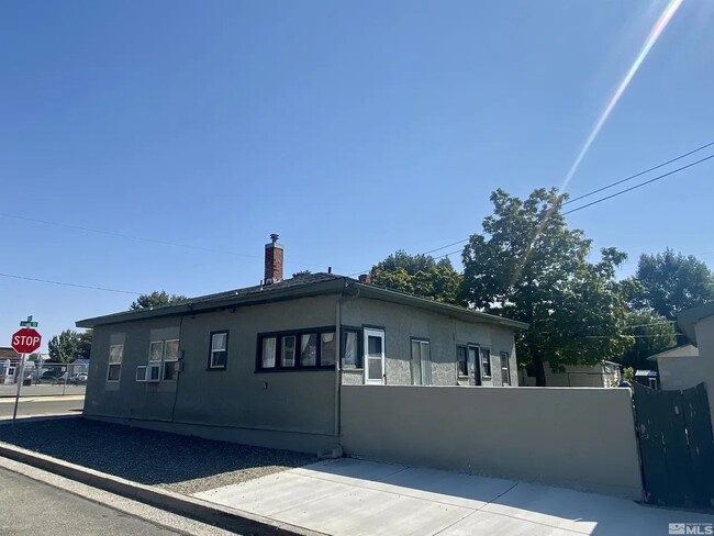 550 Aiken St in Winnemucca, NV - Building Photo - Building Photo