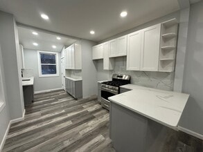 1141 Herbert Ct in Philadelphia, PA - Foto de edificio - Building Photo