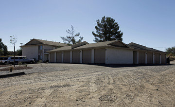 18421 Taloga Rd in Apple Valley, CA - Building Photo - Building Photo