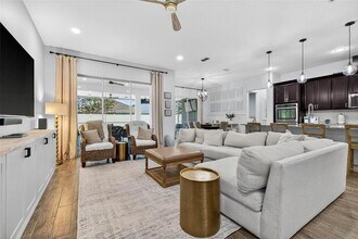 10522 Cardera Dr in Riverview, FL - Building Photo - Building Photo