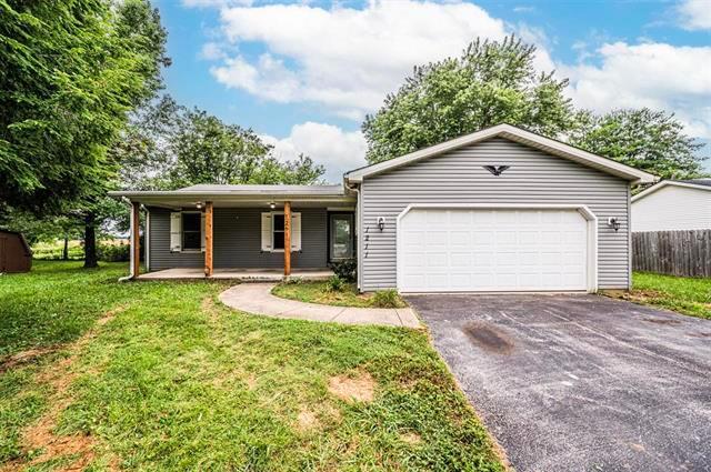 1211 Derek Dr in Franklin, KY - Building Photo