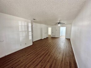 627 McQueary St in Arlington, TX - Building Photo - Building Photo