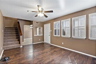 2101 Barak Ln in Bryan, TX - Building Photo - Building Photo