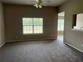 121 Willow Dr in Centerton, AR - Building Photo - Building Photo