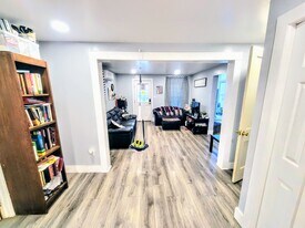 43 N Highland St, Unit 1 in Lock Haven, PA - Building Photo