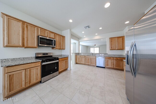 7160 W Bent Tree Dr in Peoria, AZ - Building Photo - Building Photo