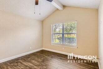 2516 Redfish Dr in Texas City, TX - Building Photo - Building Photo