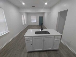 4808 Silver St in Jacksonville, FL - Building Photo - Building Photo