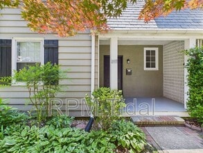217 Palen Ave in Newport News, VA - Foto de edificio - Building Photo