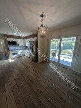 4105 E 107th Terrace in Kansas City, MO - Building Photo - Building Photo