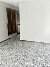 8630 Lane Ave in Raytown, MO - Building Photo - Building Photo