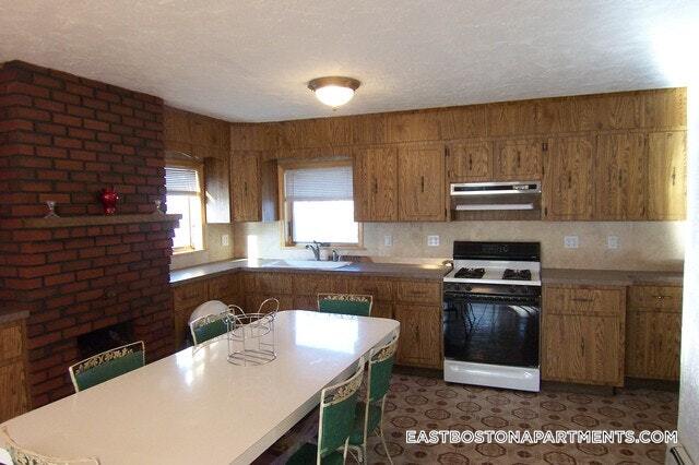 172 Webster St, Unit 2