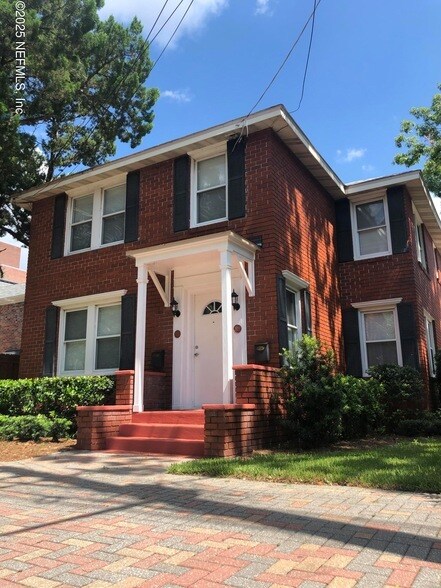 property at 819 Cedar St