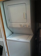 19 Hamilton Rd-Unit -Apt 2 in Brookline, MA - Building Photo - Building Photo