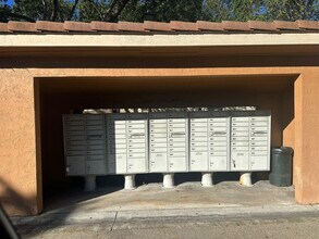 2121 Way in Sunrise, FL - Building Photo - Building Photo