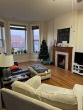 1117 W Belmont Ave in Chicago, IL - Building Photo - Building Photo