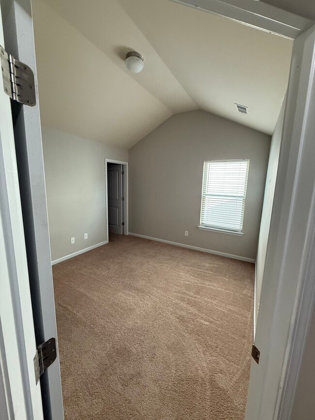 5881 San Gabriel Ln in Atlanta, GA - Building Photo - Building Photo