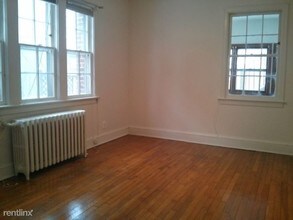 2224 40th St NW in Washington, DC - Building Photo - Building Photo