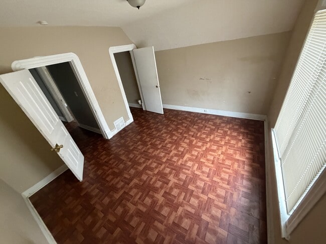 2647 Fremont Ave N in Minneapolis, MN - Building Photo - Building Photo