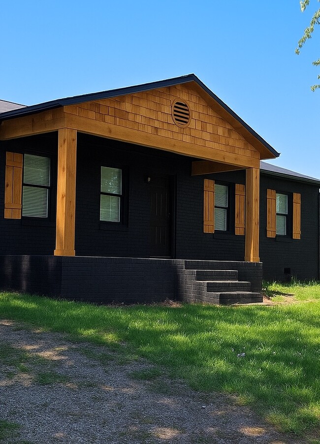 property at 112 Robinette Ln