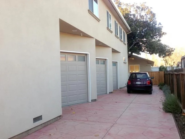 2297 Fruitdale Ave in San Jose, CA - Building Photo - Building Photo