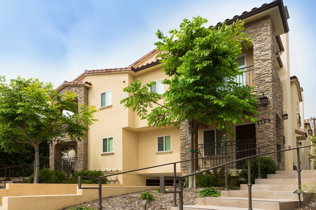 Franklin Townhomes in Santa Monica, CA - Foto de edificio