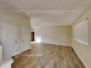 5003 S Richfield Cir in Aurora, CO - Building Photo - Building Photo