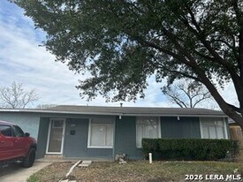 275 Brandywine Ave in San Antonio, TX - Building Photo