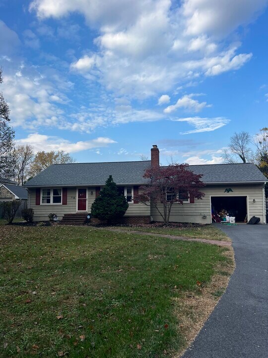 10616 Oak Pl in Fairfax, VA - Building Photo