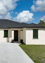 714 W 12th St in Lehigh Acres, FL - Building Photo - Building Photo