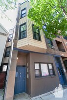 3336 N Sheffield Ave, Unit 3 in Chicago, IL - Building Photo