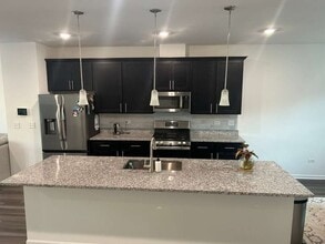 4465 Chelsea Mnr Cir in Aurora, IL - Building Photo - Building Photo