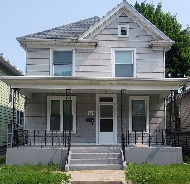 property at 924 High St