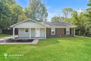 1670 Village Pl in Winston-Salem, NC - Building Photo