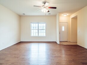 2402 SW 19th St in Bentonville, AR - Building Photo - Building Photo