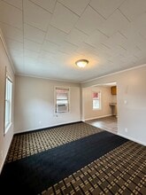 82 Poplar St in Wyandotte, MI - Building Photo - Building Photo