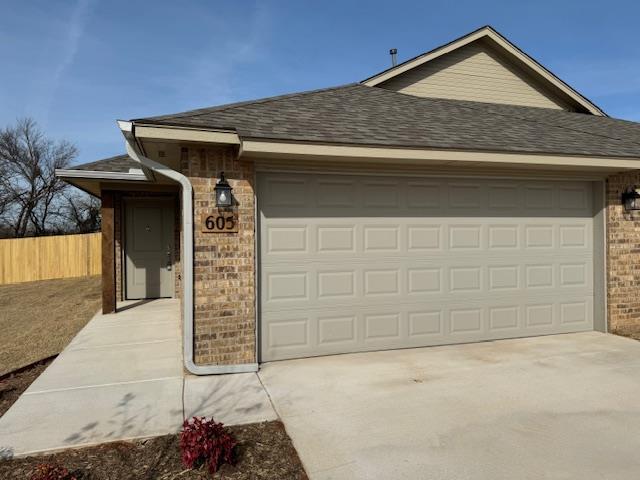 605 Marlin Ct in Chickasha, OK - Building Photo - Building Photo