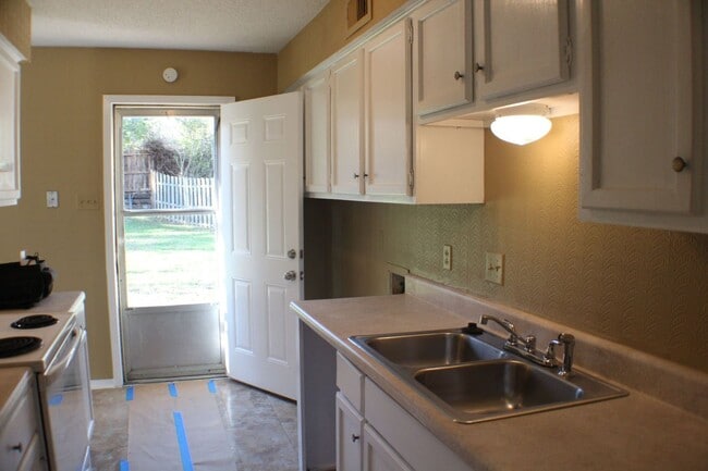 3767 Walsingham Dr in Memphis, TN - Building Photo - Building Photo