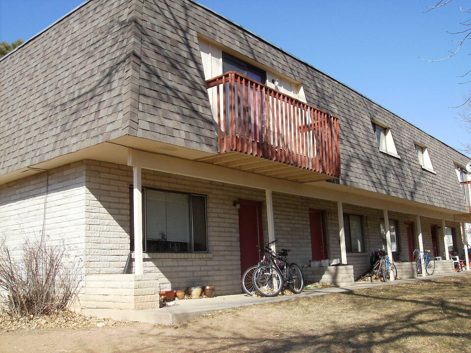 1701 Erin Ct, Unit 4 in Fort Collins, CO - Building Photo