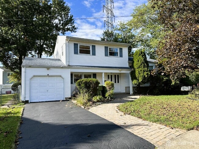 property at 7 Timothy Ct