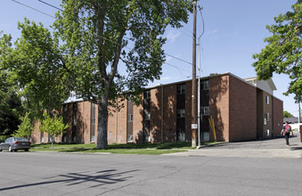 Bountiful Court Apartments in Provo, UT - Building Photo - Building Photo