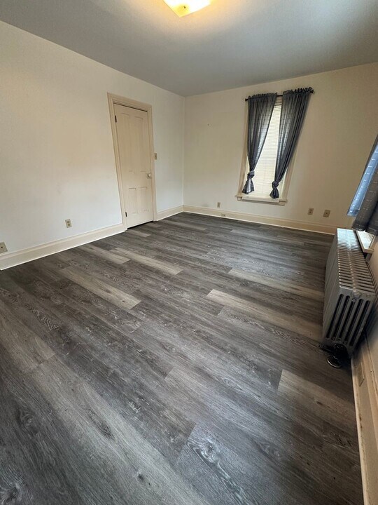 40 N Chestnut St in Palmyra, PA - Building Photo