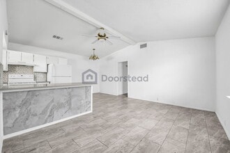 5008 Donnelly Ave in Fort Worth, TX - Building Photo - Building Photo