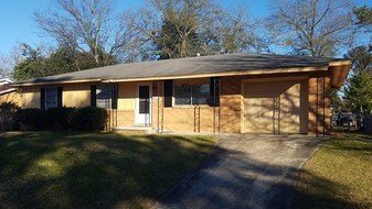 2015 Fernwood Cir in Augusta, GA - Building Photo