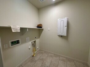 13726 W Whisper Rock Trail in Peoria, AZ - Building Photo - Building Photo